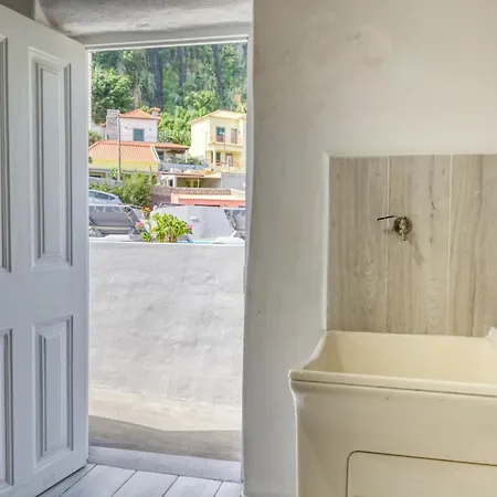 Casa Da Tia Celeste Ii, A In Madeira